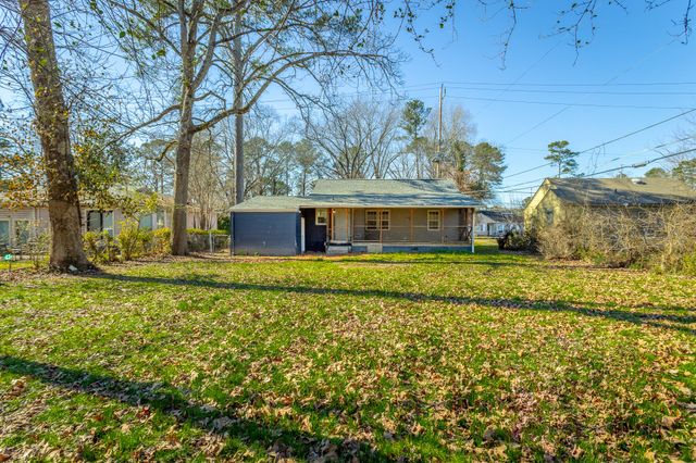 656 N Moore Road, Chattanooga, TN 37411