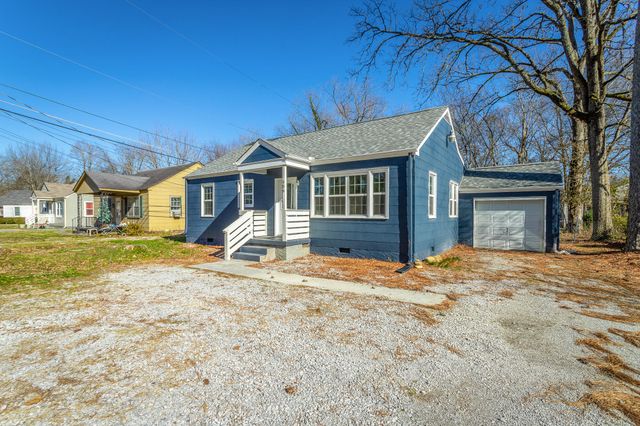 656 N Moore Road, Chattanooga, TN 37411