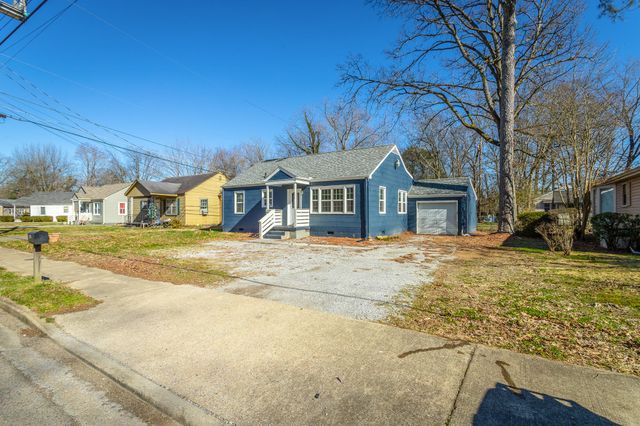 656 N Moore Road, Chattanooga, TN 37411