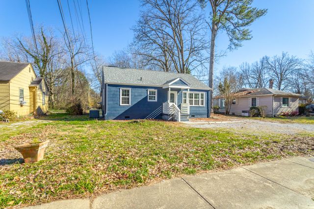 656 N Moore Road, Chattanooga, TN 37411