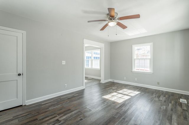 656 N Moore Road, Chattanooga, TN 37411