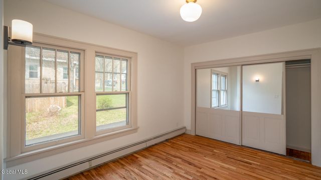 19 Elmwood Court, North Greenbush, NY 12198