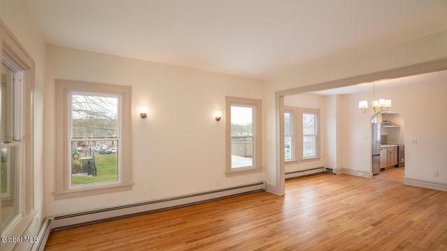 19 Elmwood Court, North Greenbush, NY 12198