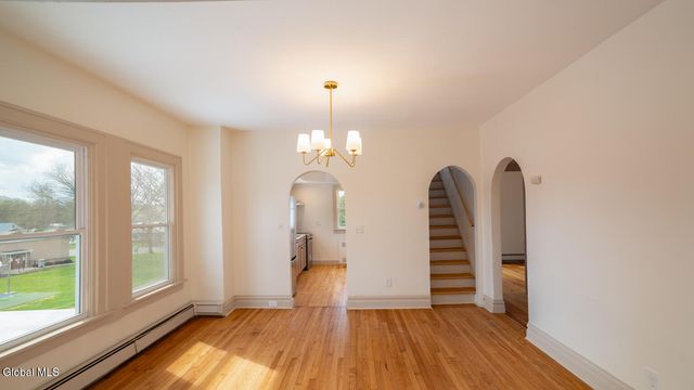 19 Elmwood Court, North Greenbush, NY 12198