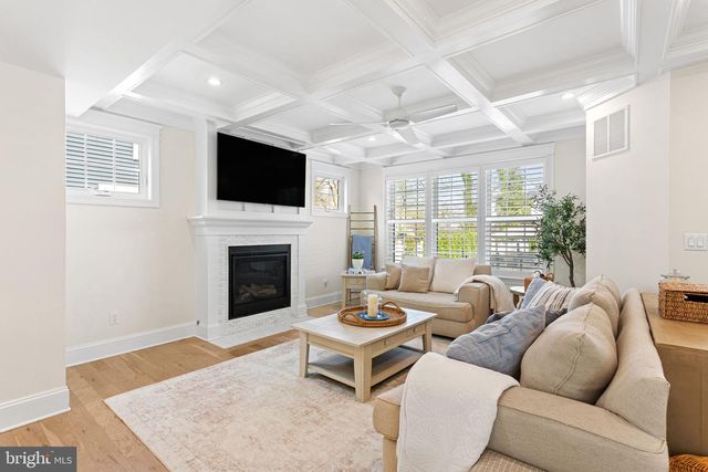 305 GROVE ST, Haddonfield, NJ 08033