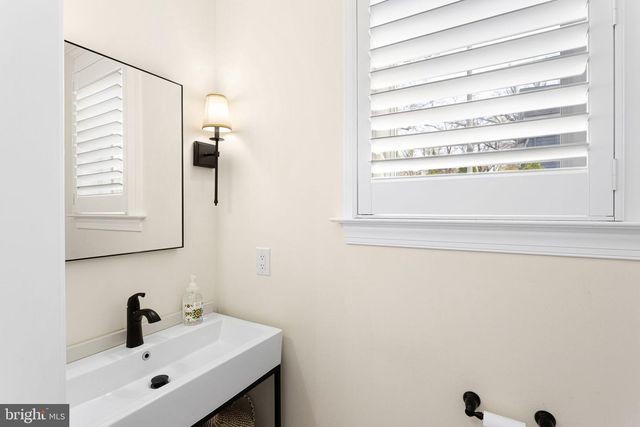 305 GROVE ST, Haddonfield, NJ 08033