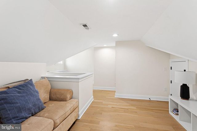 305 GROVE ST, Haddonfield, NJ 08033