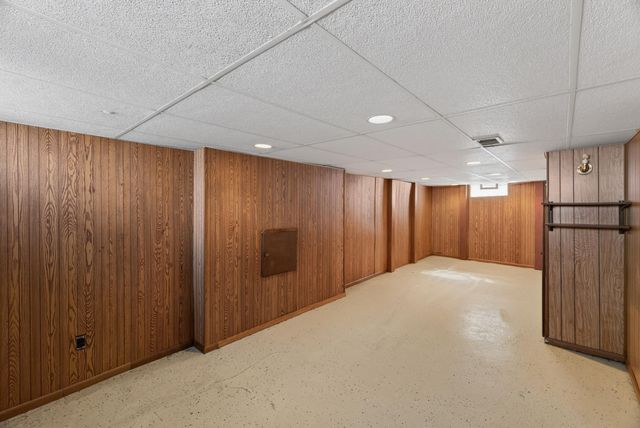 1765 Huy Road, Columbus, OH 43224