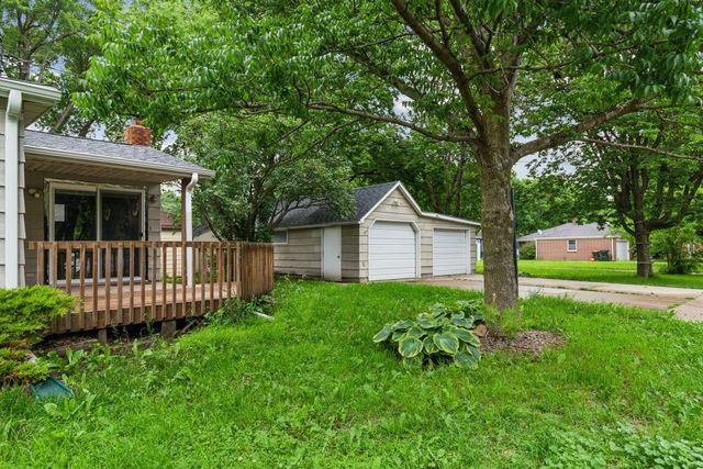 352 2nd Street, Gaylord, MN 55334