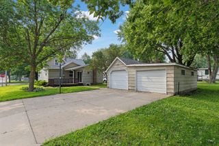 352 2nd Street, Gaylord, MN 55334