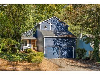2723 Sw CAROLINA St, Portland, OR 97239