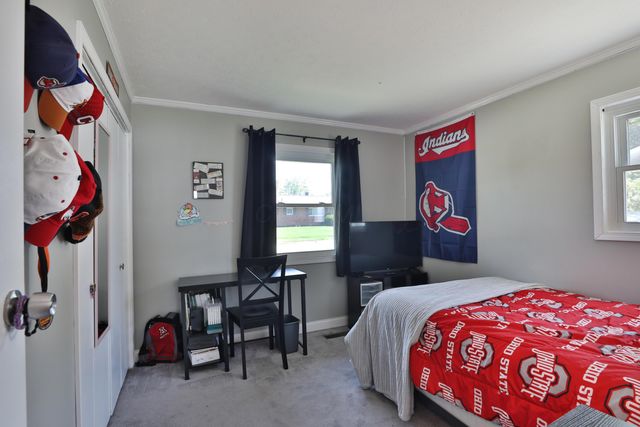 4800 Hillcrest Street N, Hilliard, OH 43026