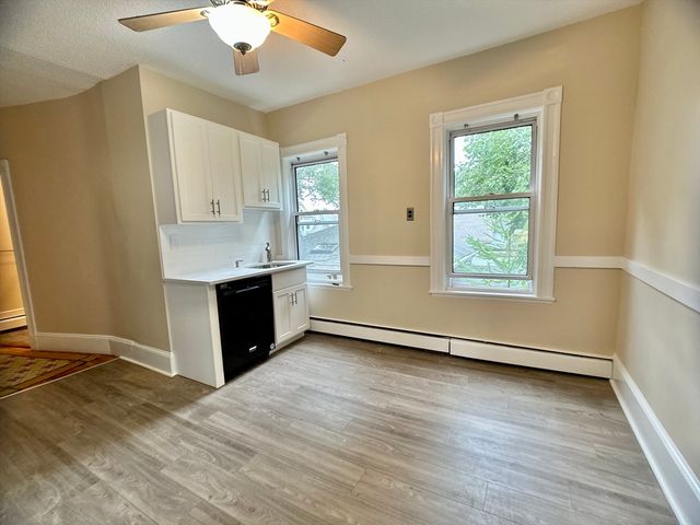 22 Spring Park Ave 3, Boston, MA 02130