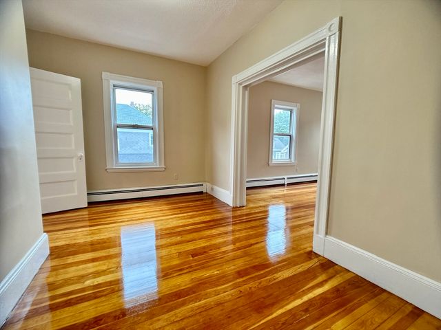 22 Spring Park Ave 3, Boston, MA 02130