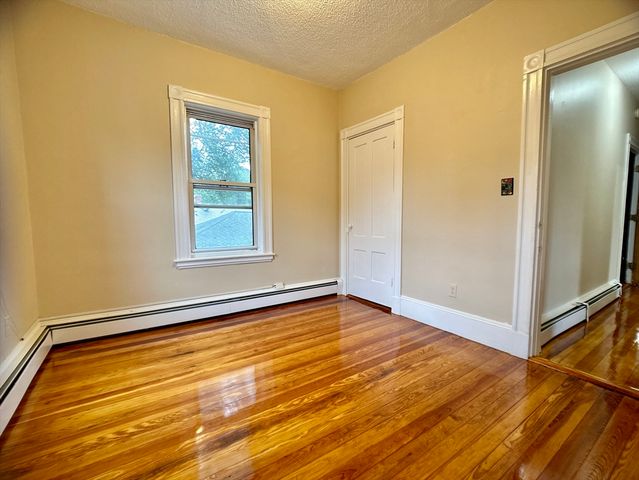 22 Spring Park Ave 3, Boston, MA 02130