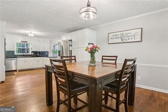 3284 Creekside Drive SE, Conyers, GA 30094