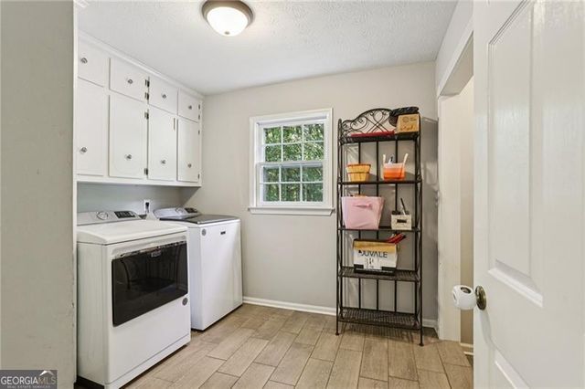 3284 Creekside Drive SE, Conyers, GA 30094