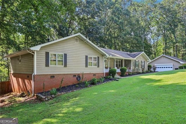 3284 Creekside Drive SE, Conyers, GA 30094