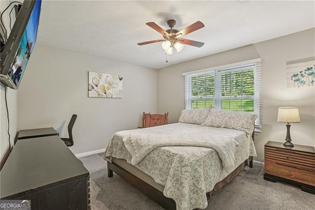 3284 Creekside Drive SE, Conyers, GA 30094