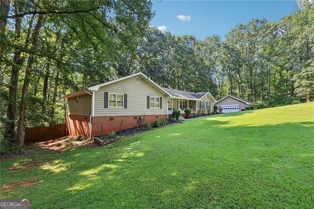 3284 Creekside Drive SE, Conyers, GA 30094