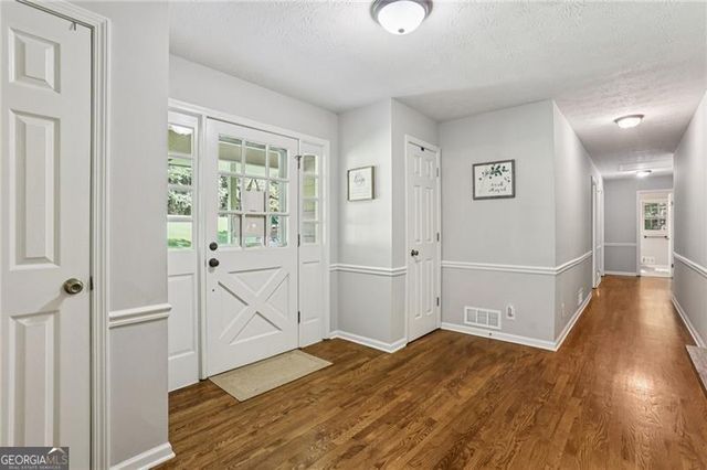 3284 Creekside Drive SE, Conyers, GA 30094