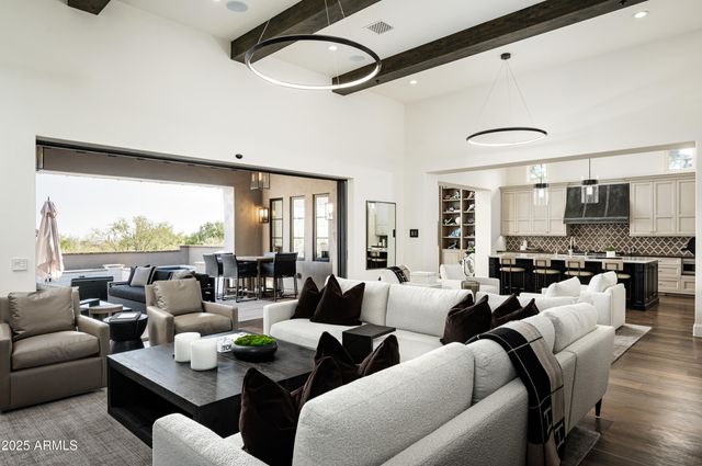 10263 E WINDRUNNER Drive, Scottsdale, AZ 85255