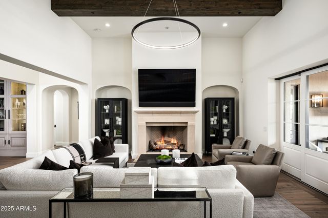 10263 E WINDRUNNER Drive, Scottsdale, AZ 85255