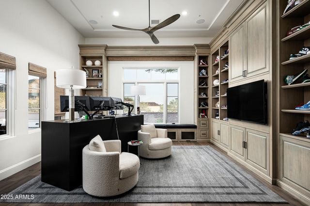 10263 E WINDRUNNER Drive, Scottsdale, AZ 85255