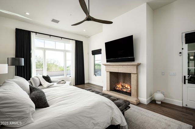 10263 E WINDRUNNER Drive, Scottsdale, AZ 85255