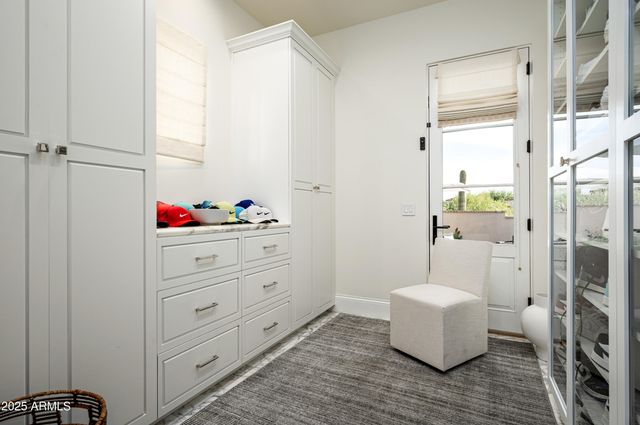 10263 E WINDRUNNER Drive, Scottsdale, AZ 85255