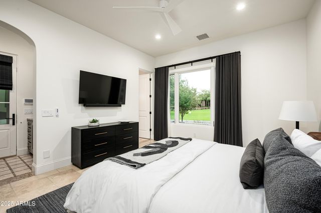 10263 E WINDRUNNER Drive, Scottsdale, AZ 85255