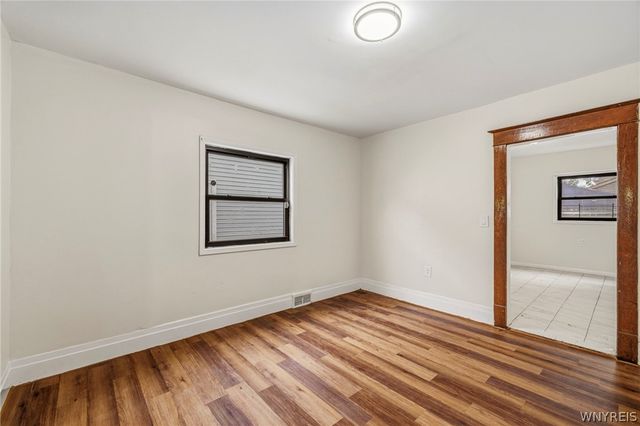 258 Newburgh Avenue, Buffalo, NY 14215