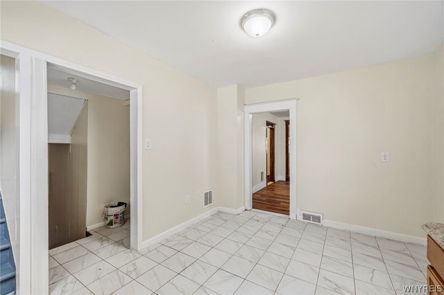 258 Newburgh Avenue, Buffalo, NY 14215