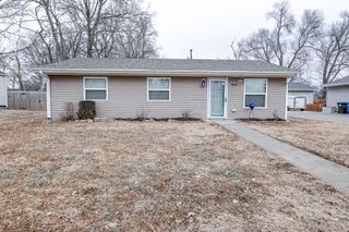 2830 Scott Avenue, Des Moines, IA 50317
