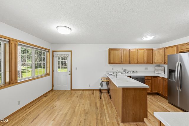15640 Woodgreen Court, La Pine, OR 97739