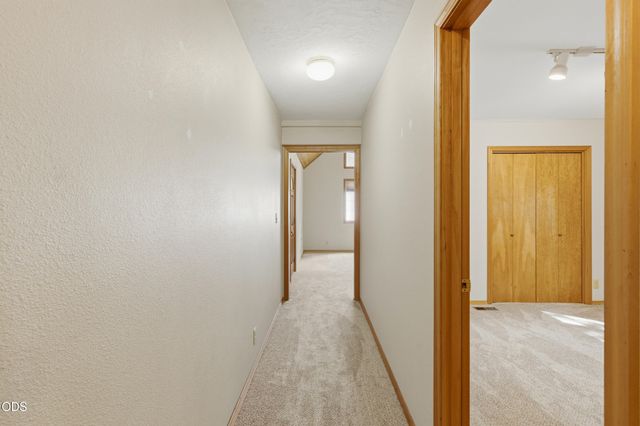 15640 Woodgreen Court, La Pine, OR 97739