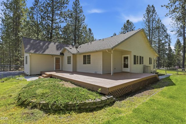 15640 Woodgreen Court, La Pine, OR 97739