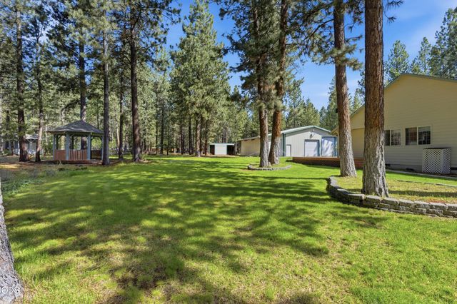 15640 Woodgreen Court, La Pine, OR 97739