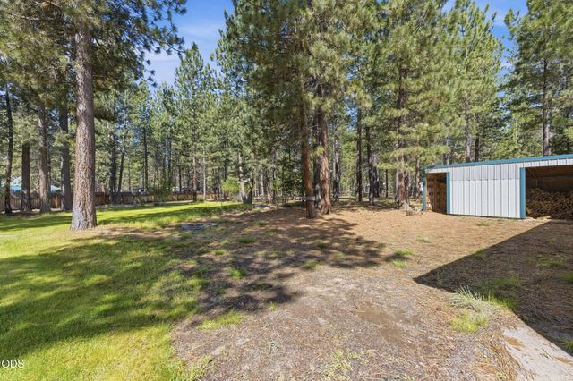 15640 Woodgreen Court, La Pine, OR 97739