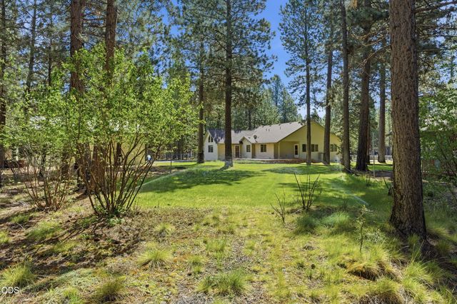 15640 Woodgreen Court, La Pine, OR 97739
