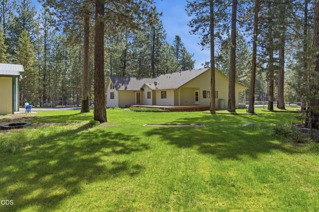 15640 Woodgreen Court, La Pine, OR 97739