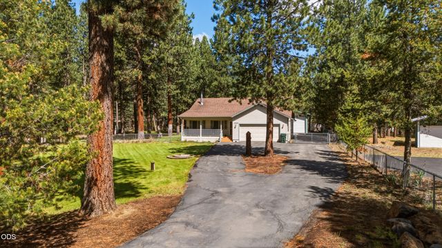 15640 Woodgreen Court, La Pine, OR 97739