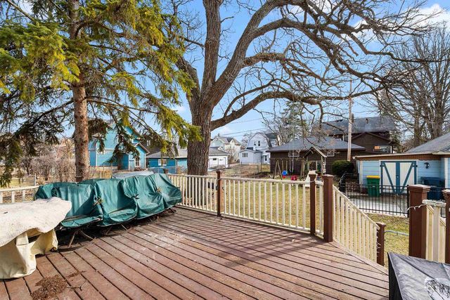 302 E DIVISION STREET, Fond Du Lac, WI 54935