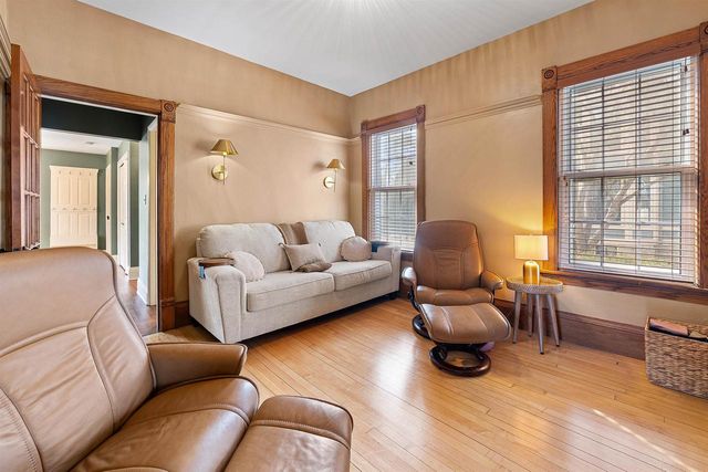 302 E DIVISION STREET, Fond Du Lac, WI 54935