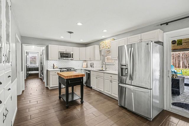 1113 Norwood Drive, Hurst, TX 76053