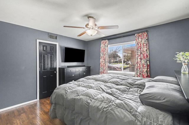 1113 Norwood Drive, Hurst, TX 76053