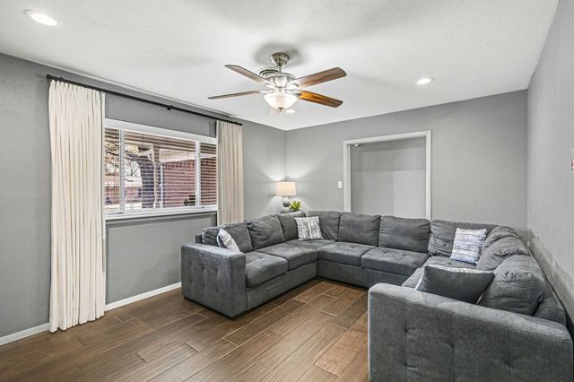 1113 Norwood Drive, Hurst, TX 76053