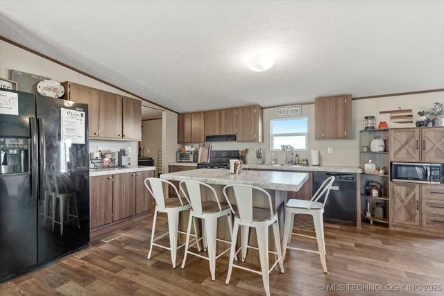 5691 N 434 Road, Adair, OK 74330