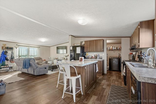 5691 N 434 Road, Adair, OK 74330