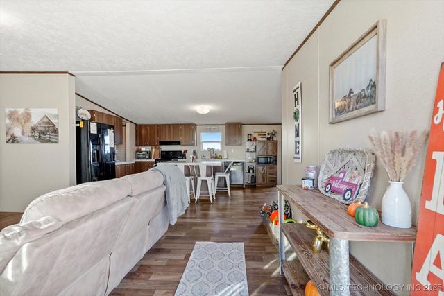 5691 N 434 Road, Adair, OK 74330